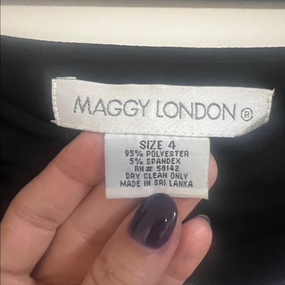 Maggy London Women’s Size 4 Black Dress with Floral Print & Boat Neck - Picture 4 of 5